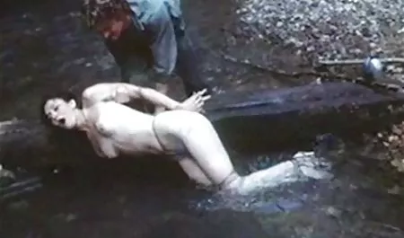 Öğrenci Kira noir üniversite erotik liseliler handjob verir