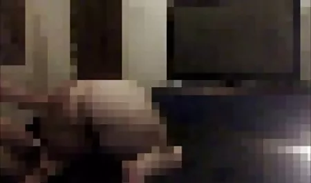 Sıcak bebek Bella star onu ıslak eski erotik videolar kedi becerdin alır