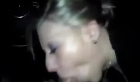Koca Memeli lezbiyen mılfs yemek ve oyuncak kedi erotik seks sahneleri izle