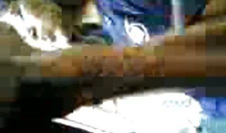 Horoz emme onu ıslak yapar tecavüz erotik video