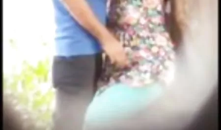 Karısı ile yabancı erotik yabancı video bir uyku izle.