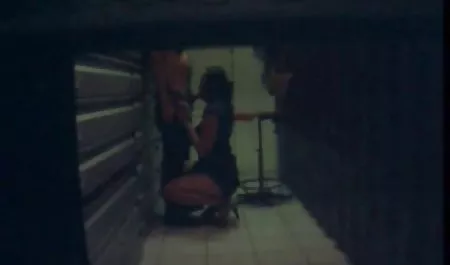 Bir kulüpte en seksi erotik videolar parti Striptizci