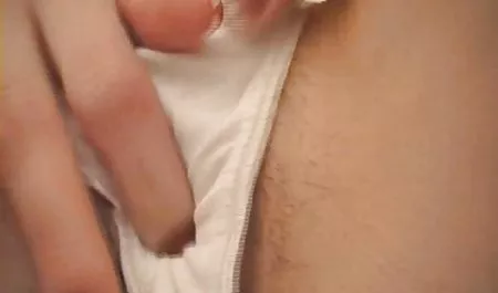 Melek Labelle yabancı erotik videolar
