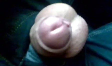 Kiraz mango aşk siyah bir dildo ile erotik seksi vidyolar iniyor