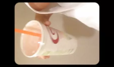 Islak çıplak vücut erotizm videolari