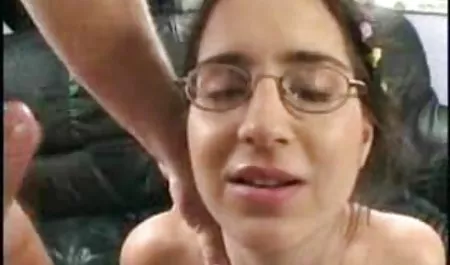 Bi-bi-si erotikseksvidyo ile kirli sarışın sürtük. Irklararası anal
