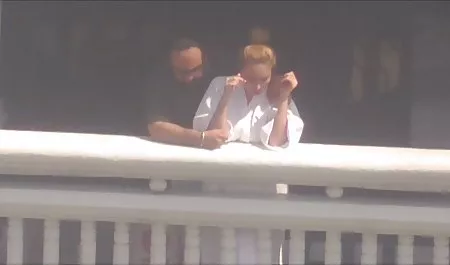 Dünya gitmek kısa erotik videolar yuvarlak Ben