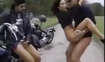 Büyük göğüsleri Vanessa erotik videolar yabancı