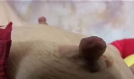 Seksi meme uçları erotizm videolari