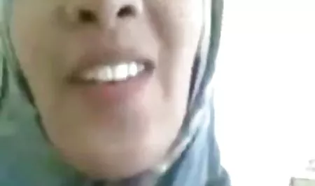 Büyük siyah horoz boğ beni izle erotik sevişme sahneleri izle